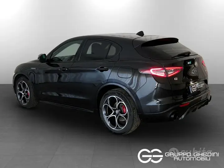 Alfa Romeo Stelvio 2025 photo 3