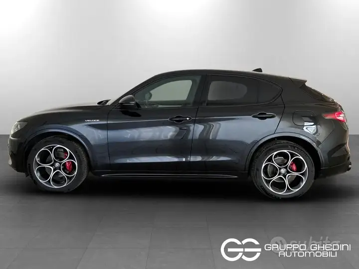 Alfa Romeo Stelvio 2025 photo 2
