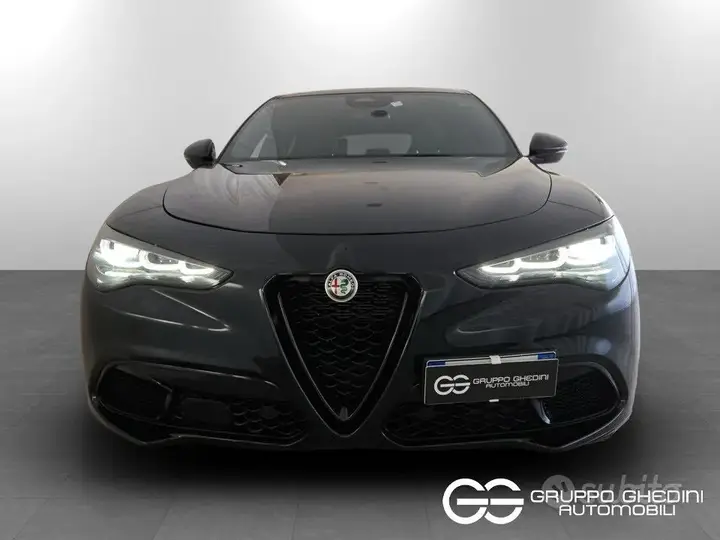 Alfa Romeo Stelvio 2025 photo 4