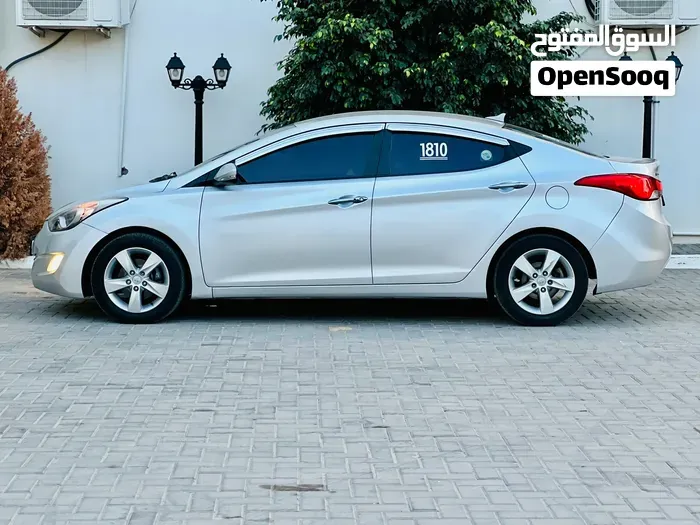 Hyundai Elantra 2012 photo 4