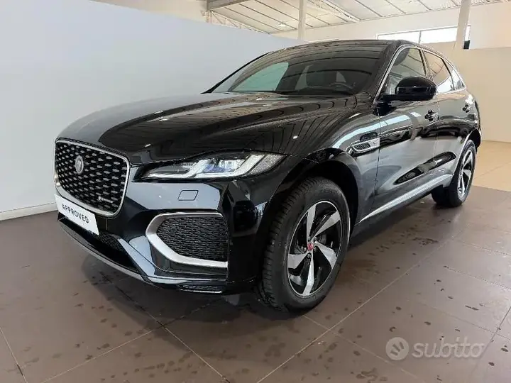 Jaguar F-Pace