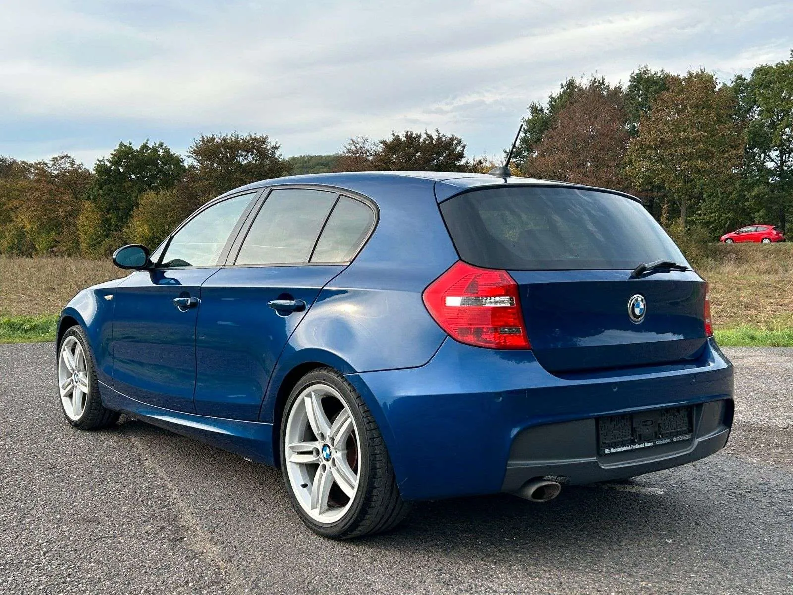 BMW 118 D Limousine 2009 photo 3