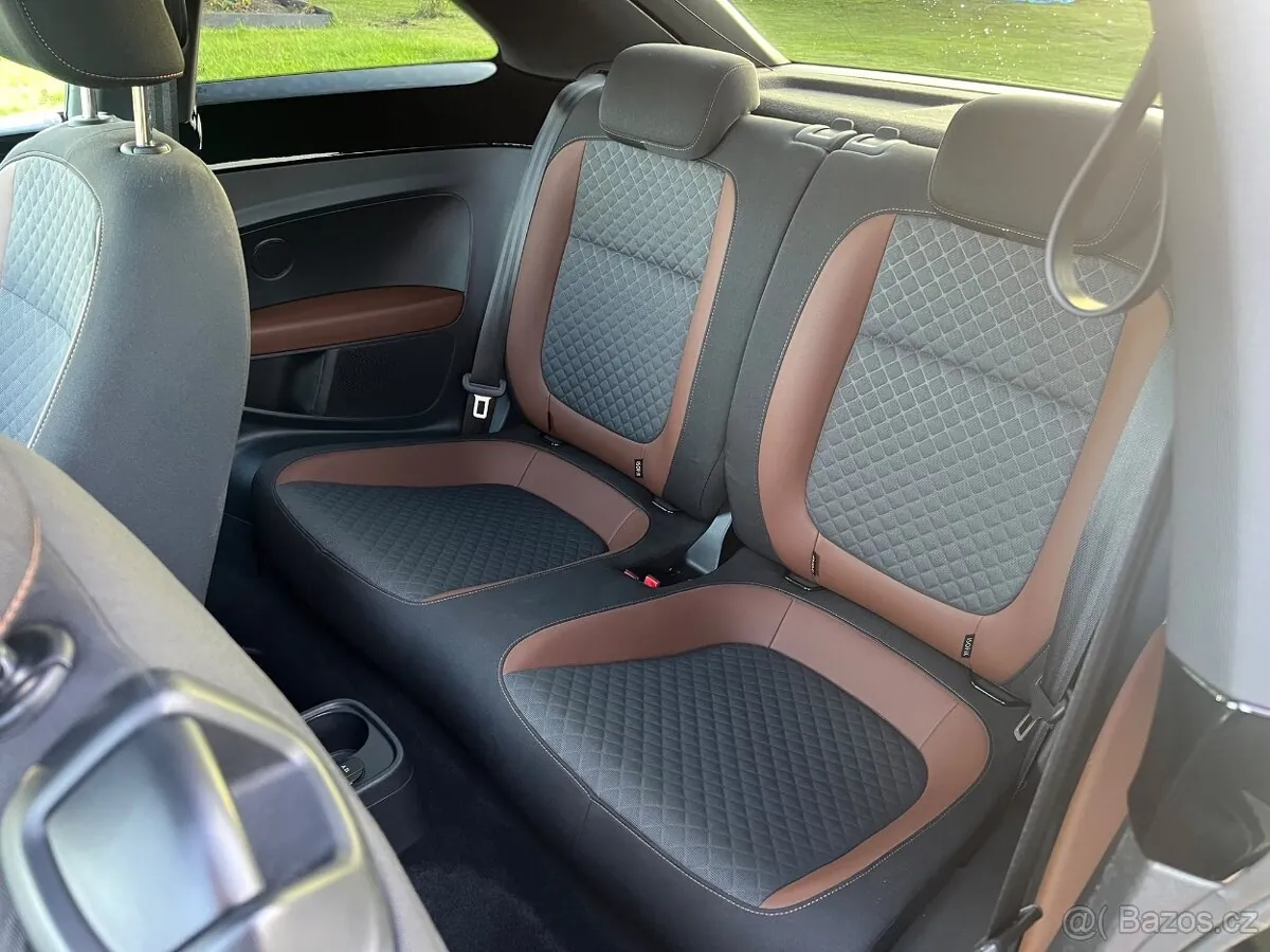 Volkswagen Beetle 2016 photo 5