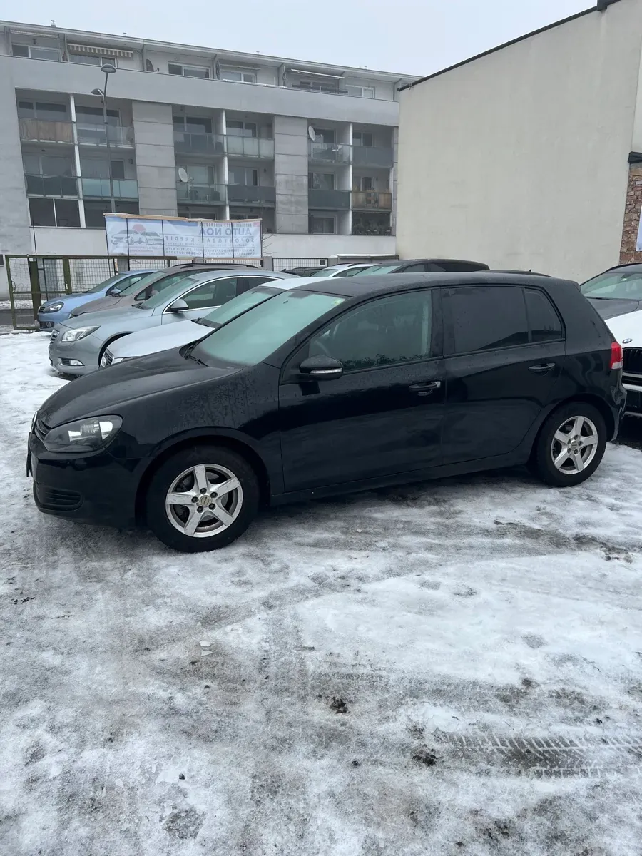 Volkswagen Golf 2009 photo 2
