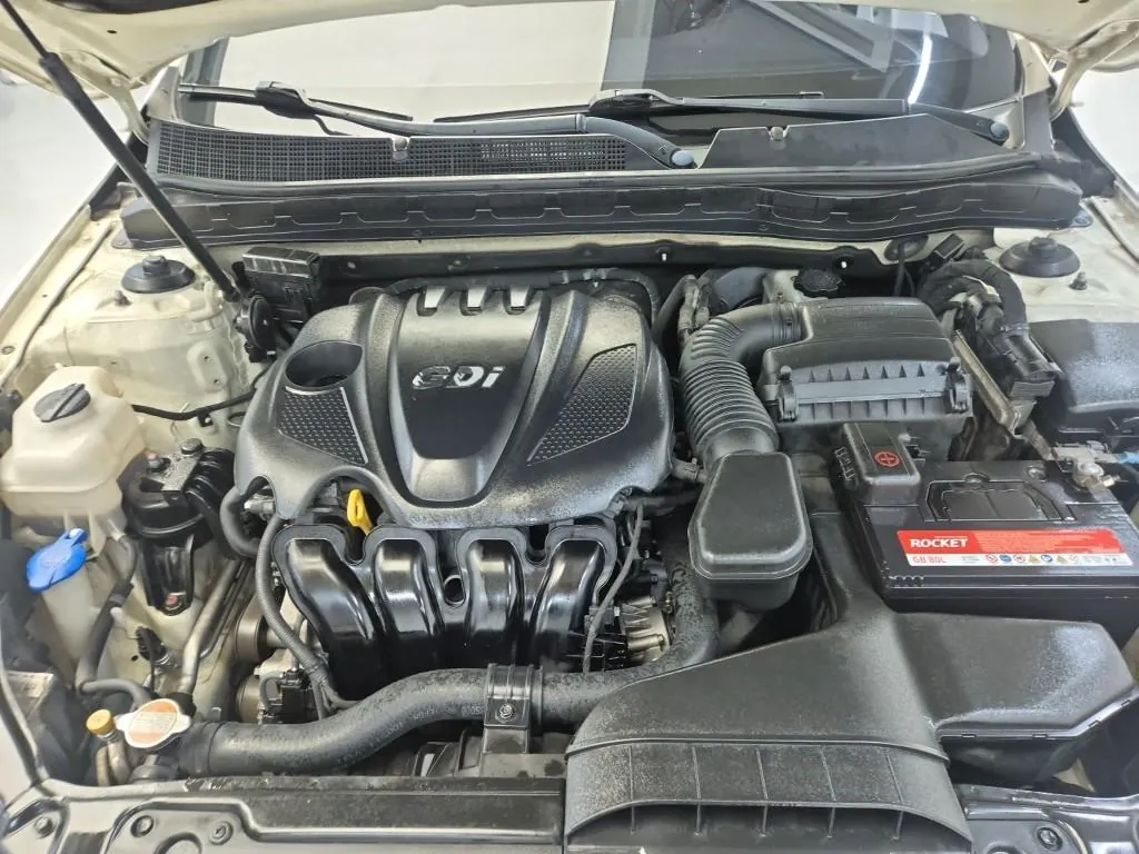Kia K5 2011 photo 5