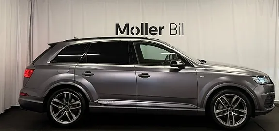 Audi Q7 2018 photo 2