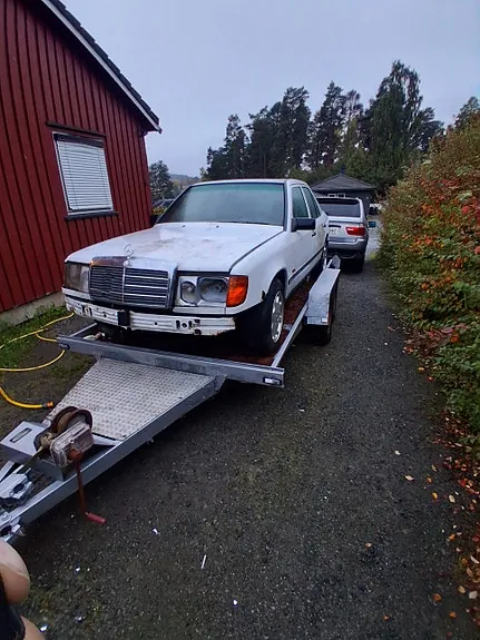 Mercedes-Benz E250
