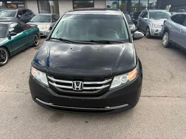 Honda Odyssey 2014 photo 2