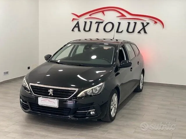 Peugeot 308 2020 photo 3