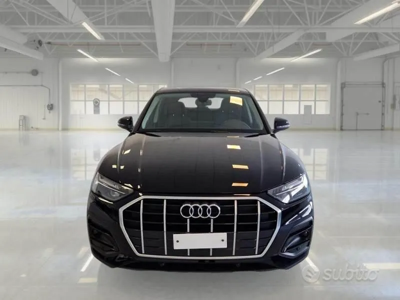 Audi Q5 2022 photo 2