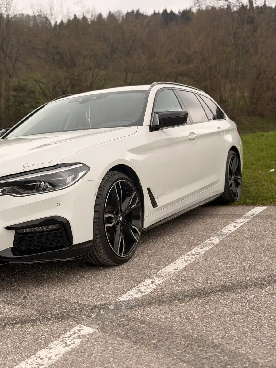 BMW 5 Series 2019 photo 3