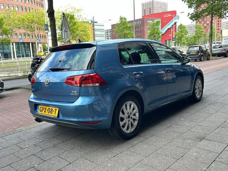 Volkswagen Golf 2013 photo 3