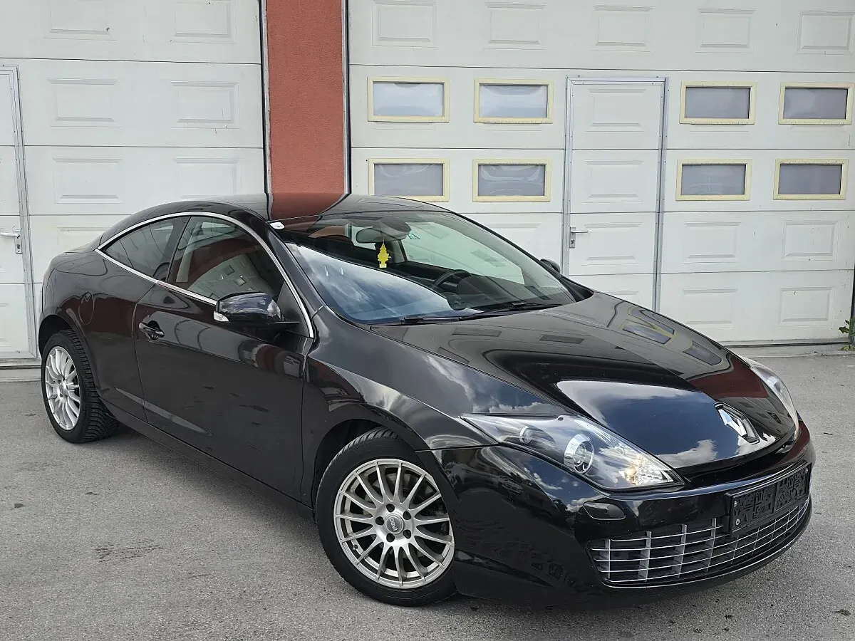 Renault Laguna 2009 photo 2