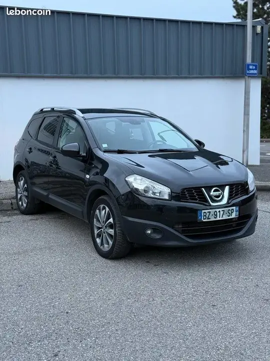 Nissan Qashqai+2