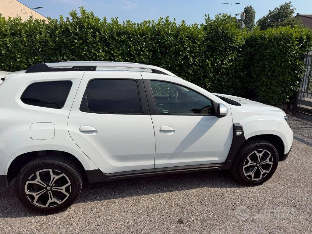 Dacia Duster 2018 photo 2
