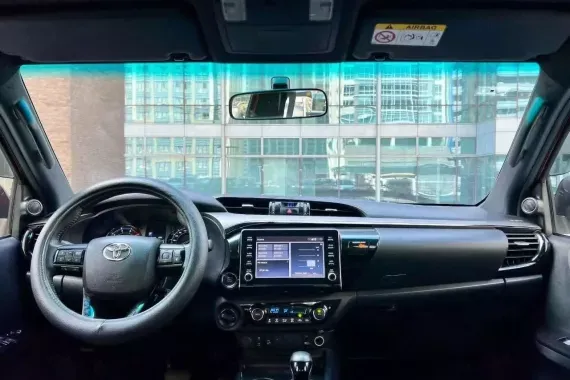 Toyota Hilux 2021 photo 2