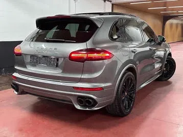 Porsche Cayenne 2016 photo 2