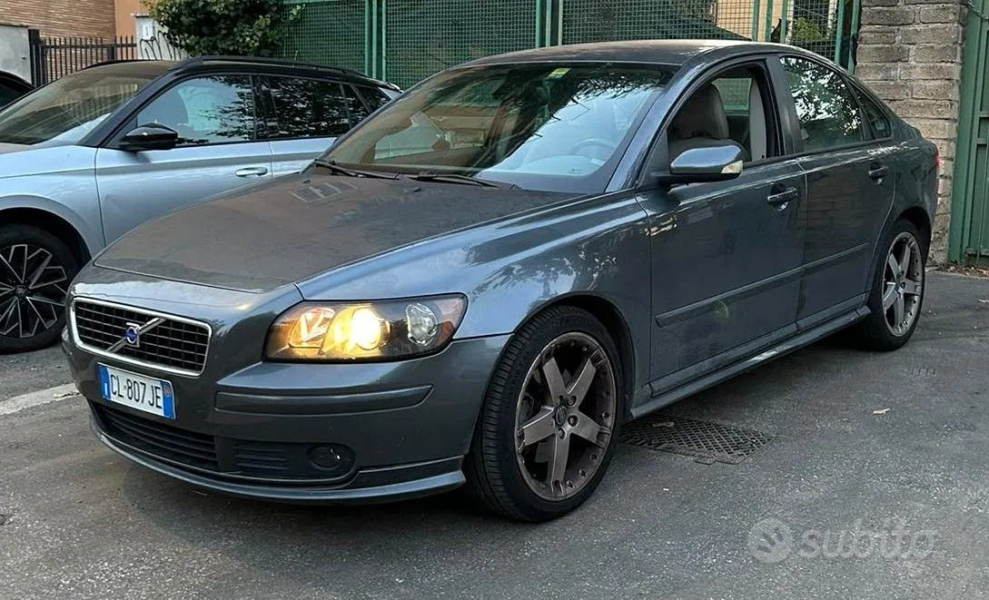 Volvo S40