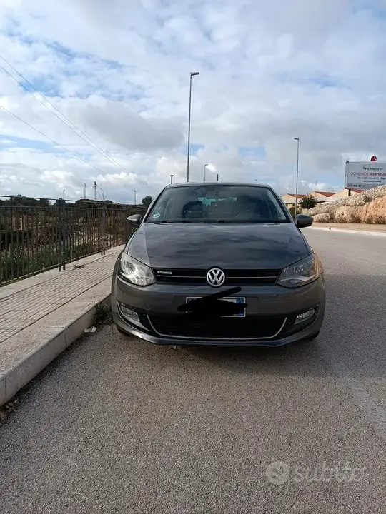 Volkswagen Polo 2010 photo 2