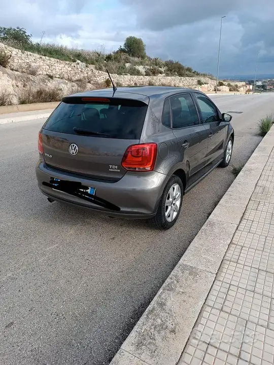 Volkswagen Polo 2010 photo 3