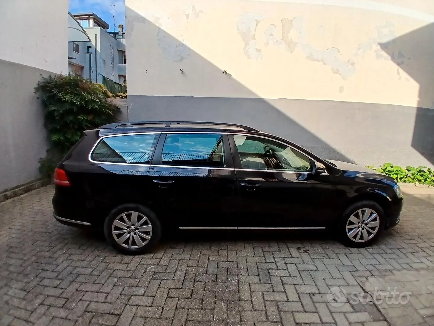 Volkswagen Passat 2013 photo 2