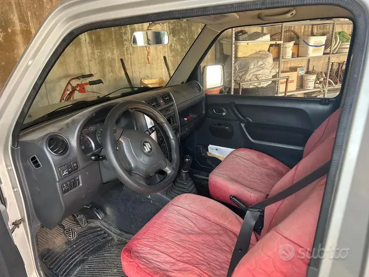 Suzuki Jimny 2007 photo 2