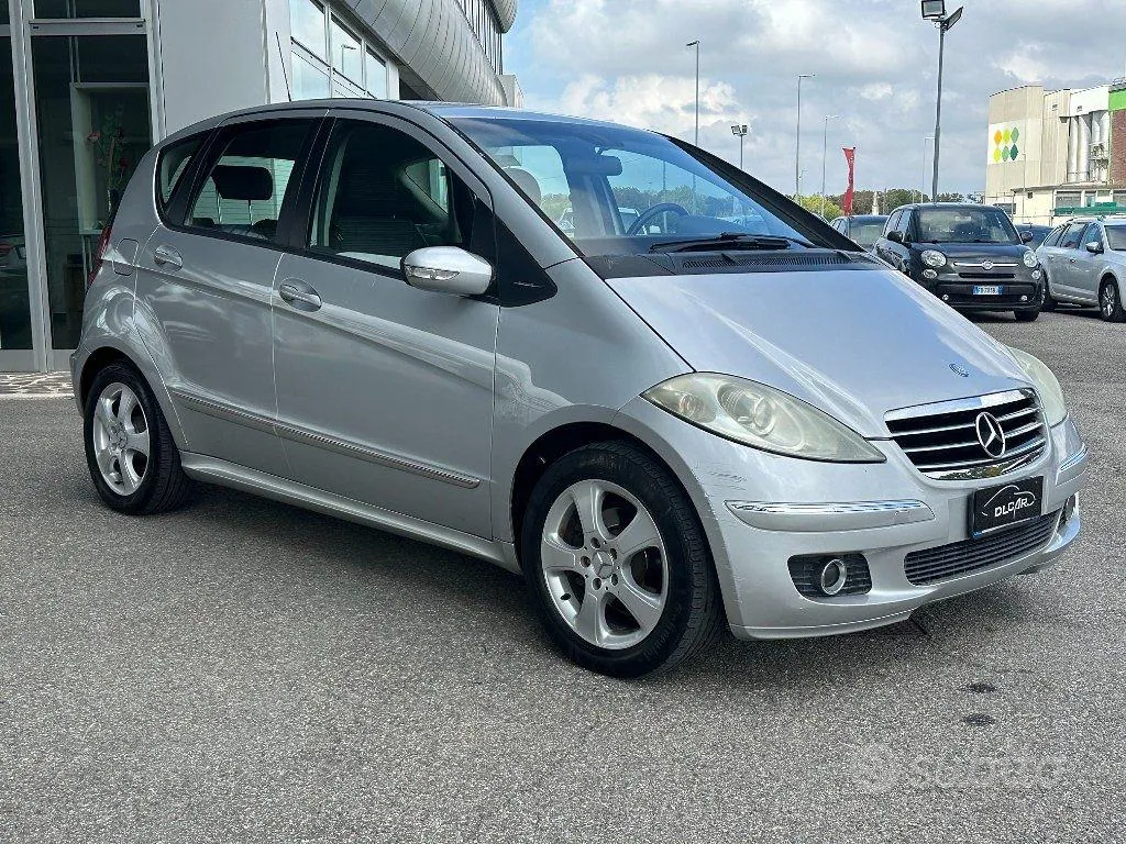 Mercedes-Benz A150 2005 photo 2