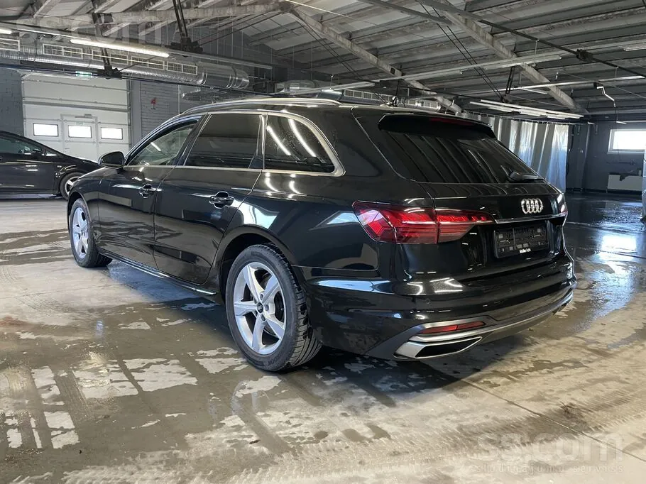 Audi A4 Avant 2022 photo 3