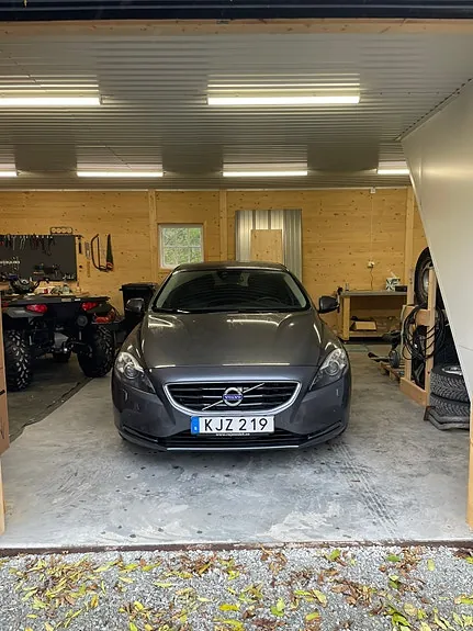 Volvo V40 2013 photo 2