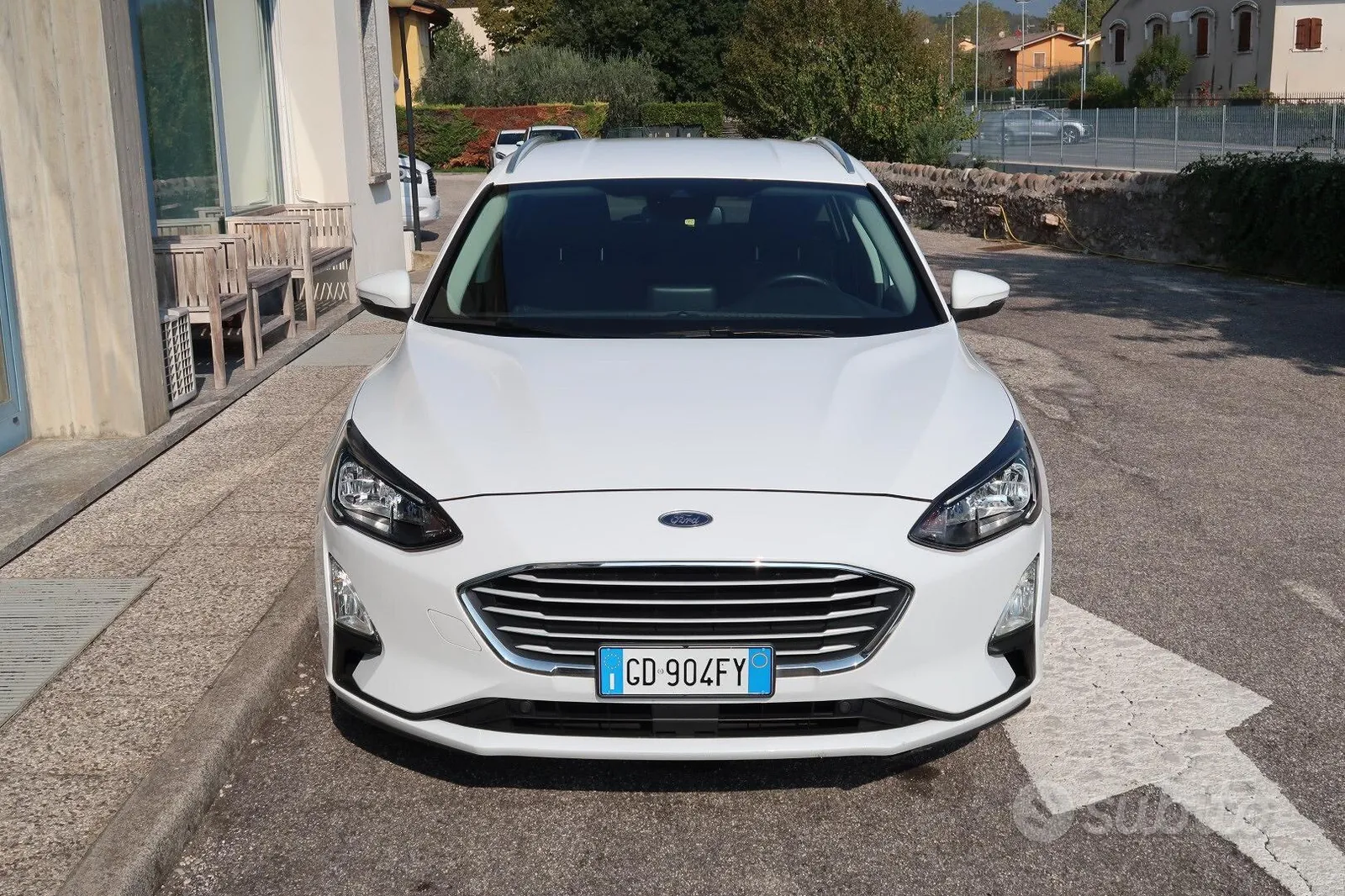 Ford Focus 2021 photo 2