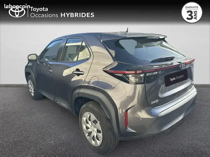 Toyota Yaris Cross 2025 photo 2