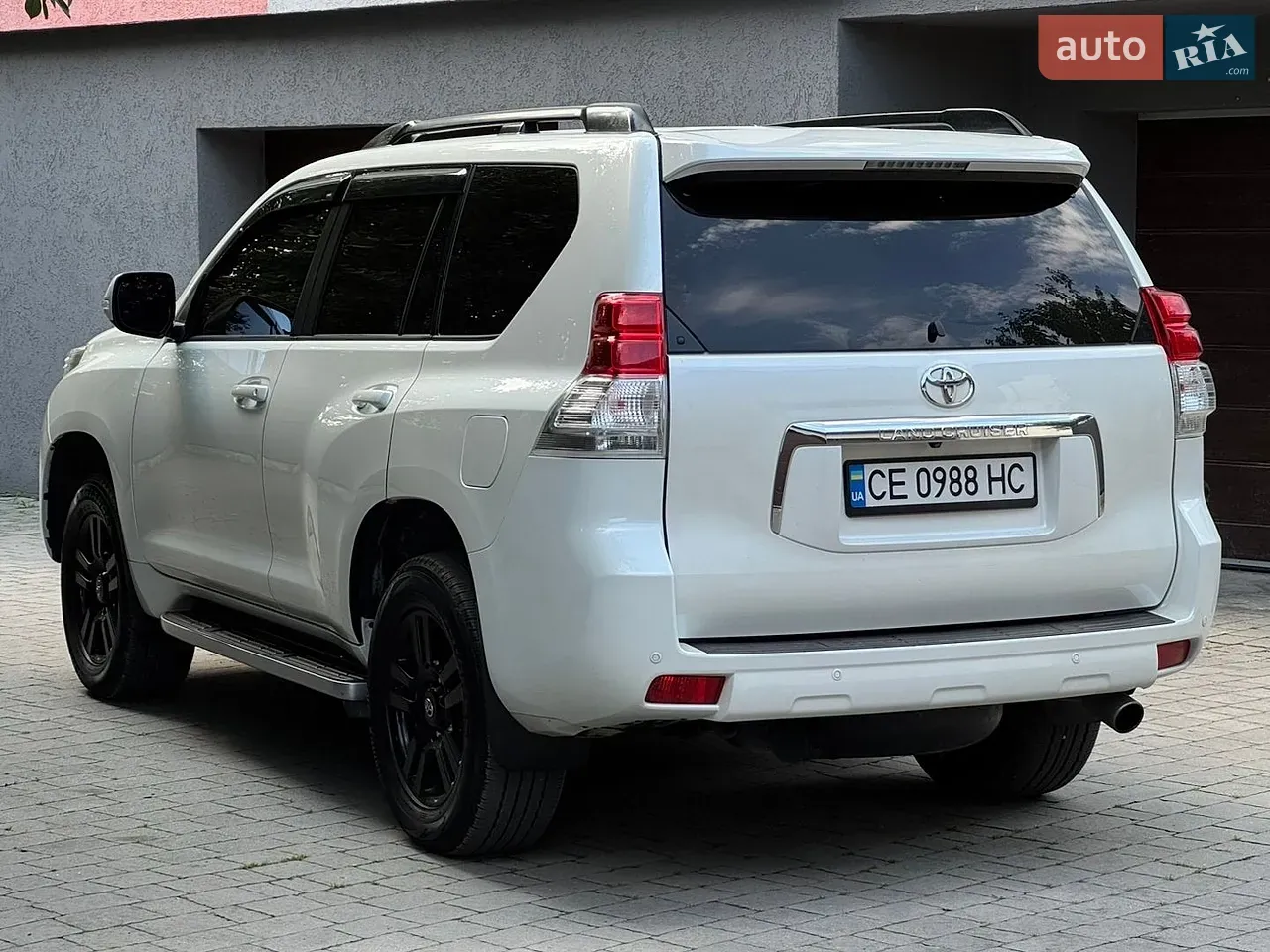 Toyota Land Cruiser 2010 photo 5