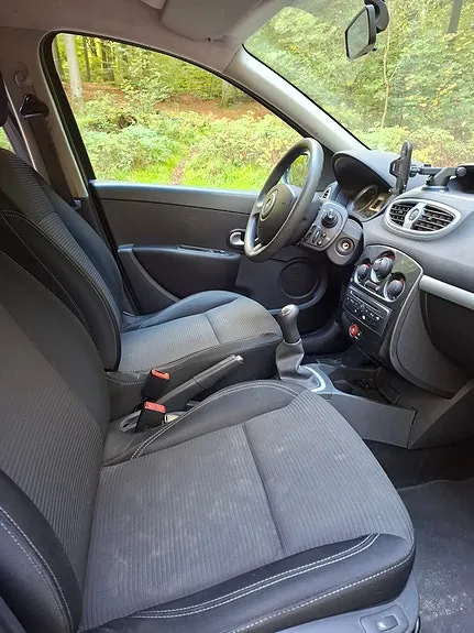 Renault Clio Iii 2012 photo 5