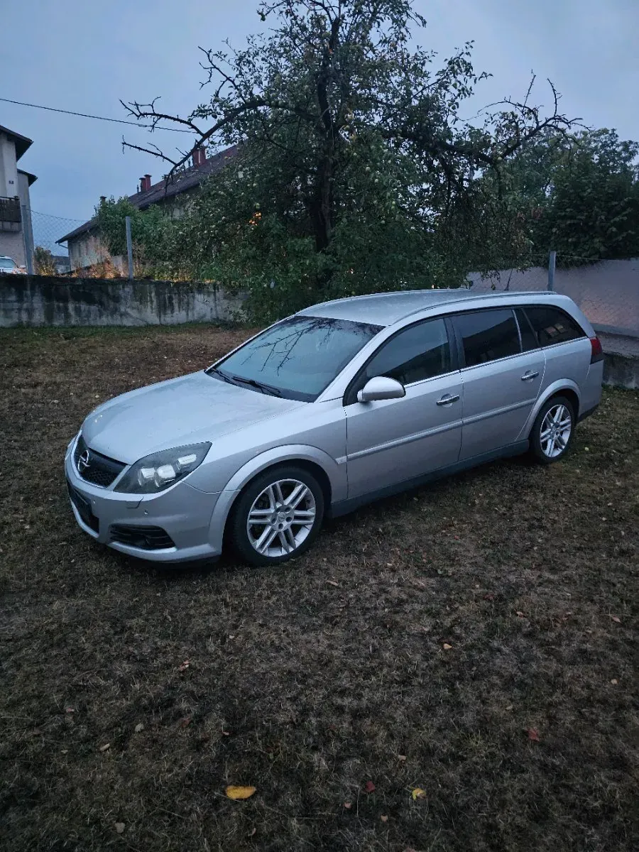 Opel Vectra 2008 photo 2