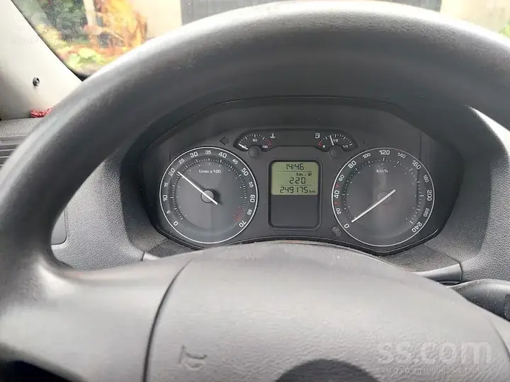 Skoda Octavia 2005 photo 5