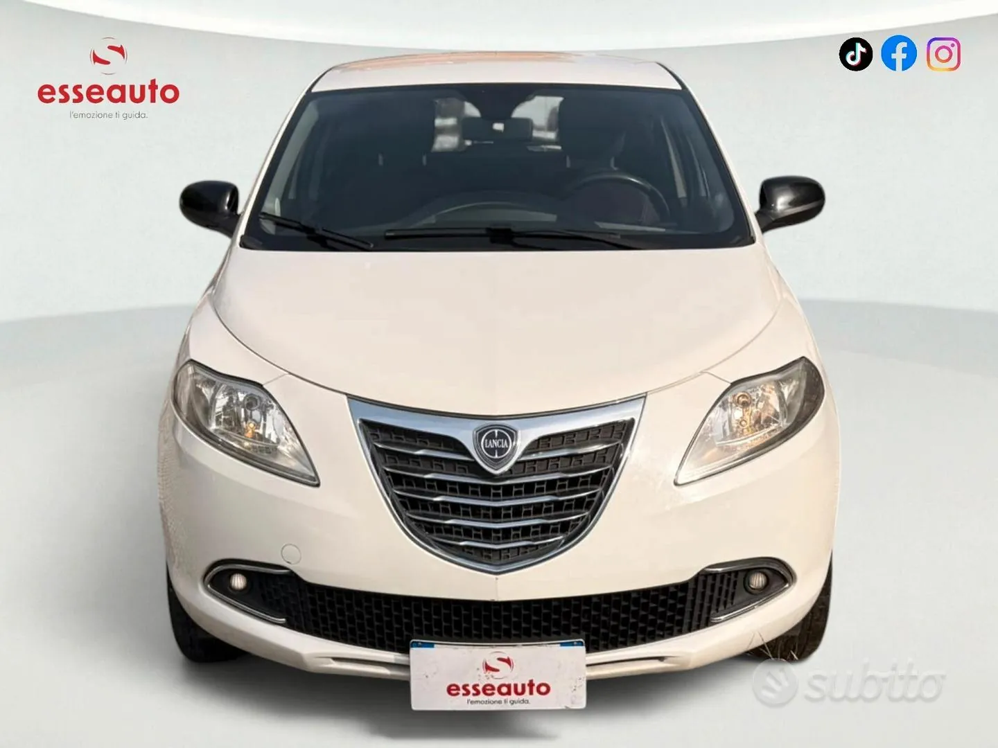 Lancia Ypsilon