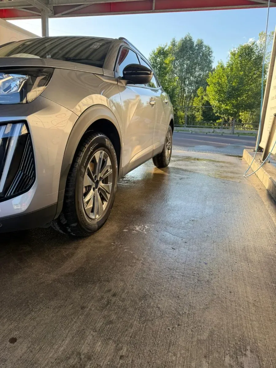 Peugeot 2008 2024 photo 2
