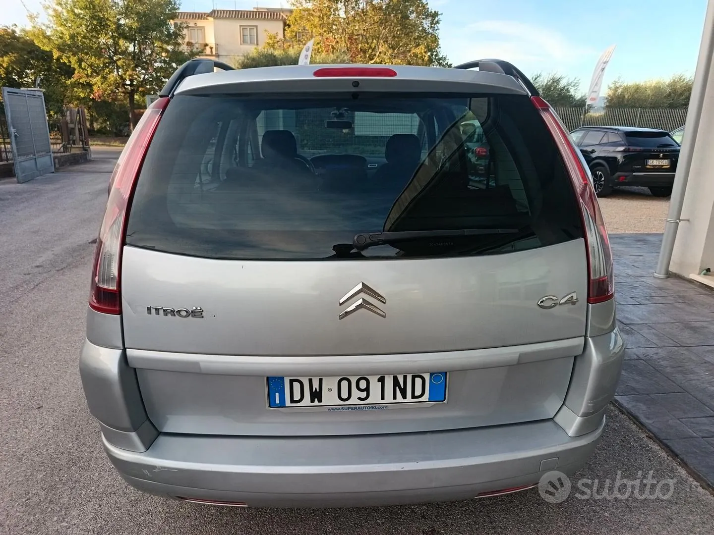 Citroen C4 Picasso 2009 photo 2