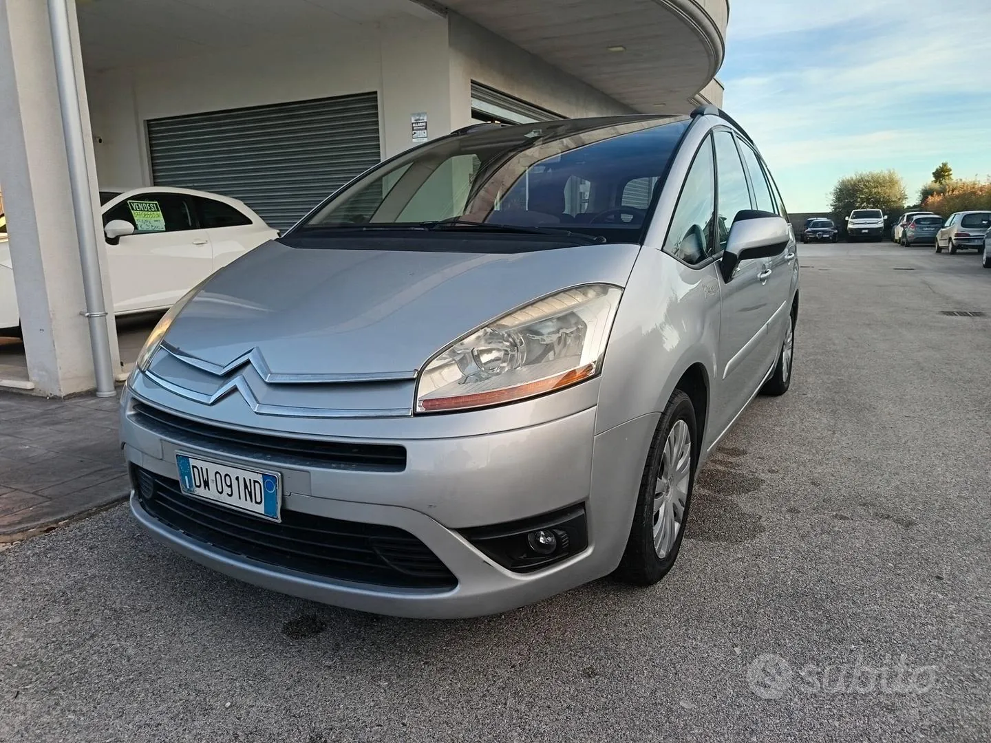 Citroen C4 Picasso 2009 photo 4