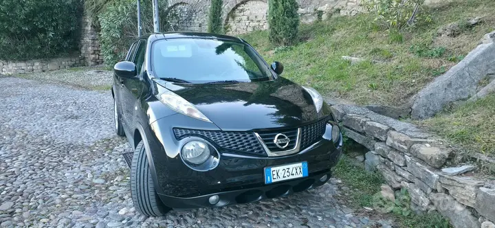 Nissan Juke 2012 photo 2