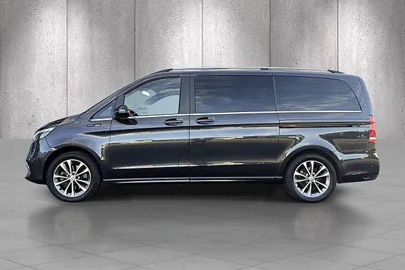 Mercedes-Benz Eqv300 2022 photo 2