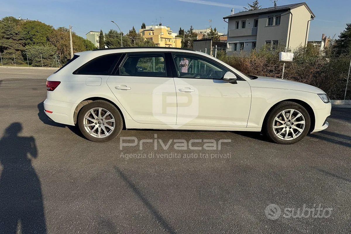 Audi A4 Avant 2016 photo 4