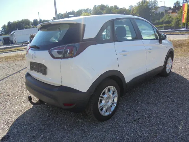 Opel Crossland X 2018 photo 2