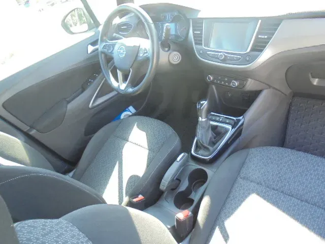 Opel Crossland X 2018 photo 3