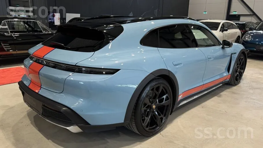 Porsche Taycan 2023 photo 3