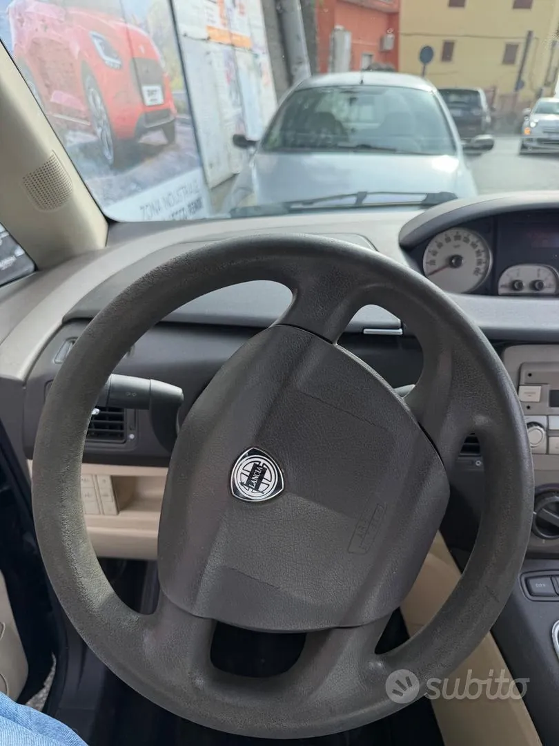 Lancia Musa 2006 photo 5