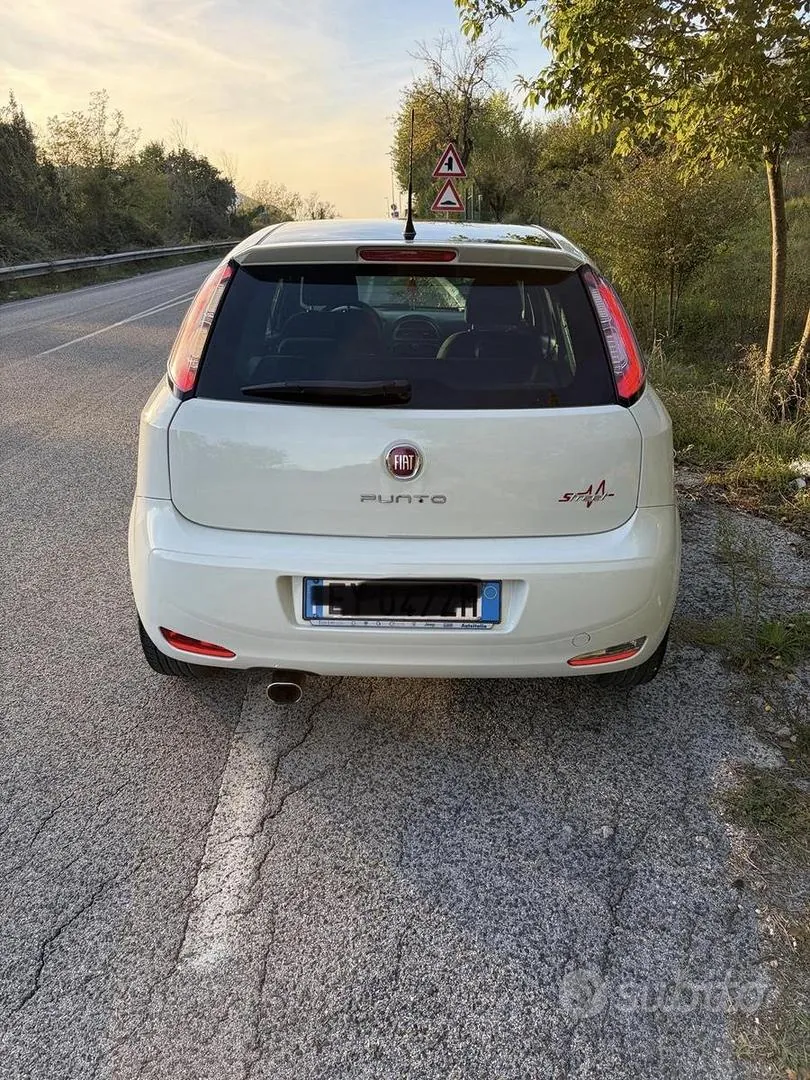 Fiat Punto 2016 photo 3