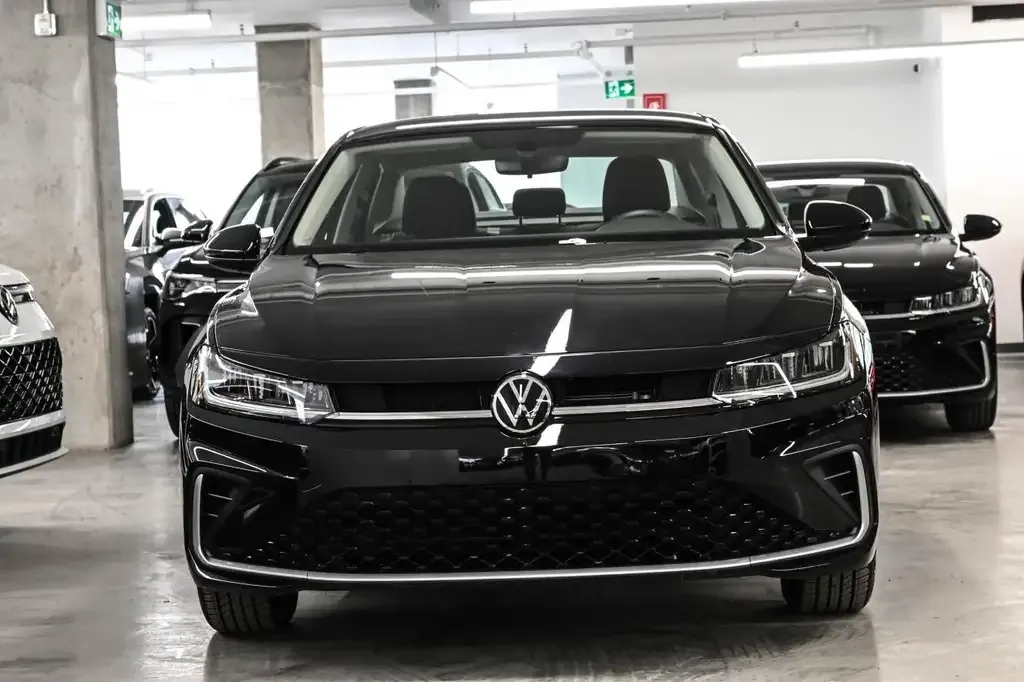 Volkswagen Jetta 2025 photo 2
