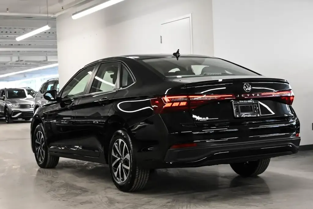 Volkswagen Jetta 2025 photo 4