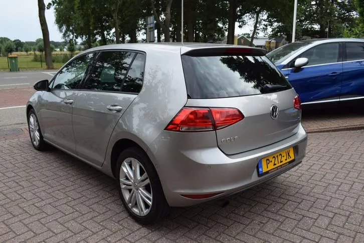 Volkswagen Golf 2013 photo 3